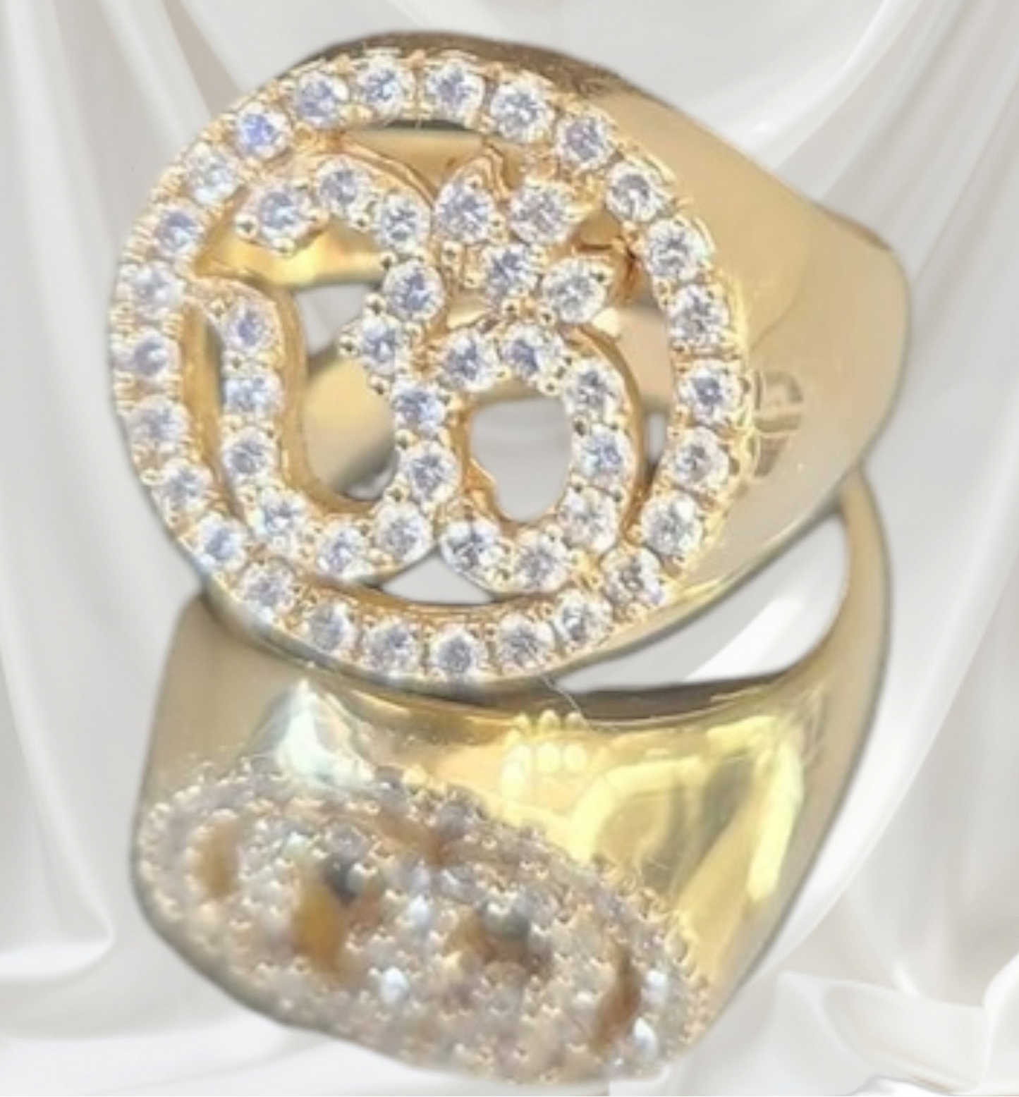 Unisex Ohm Diamond Ring