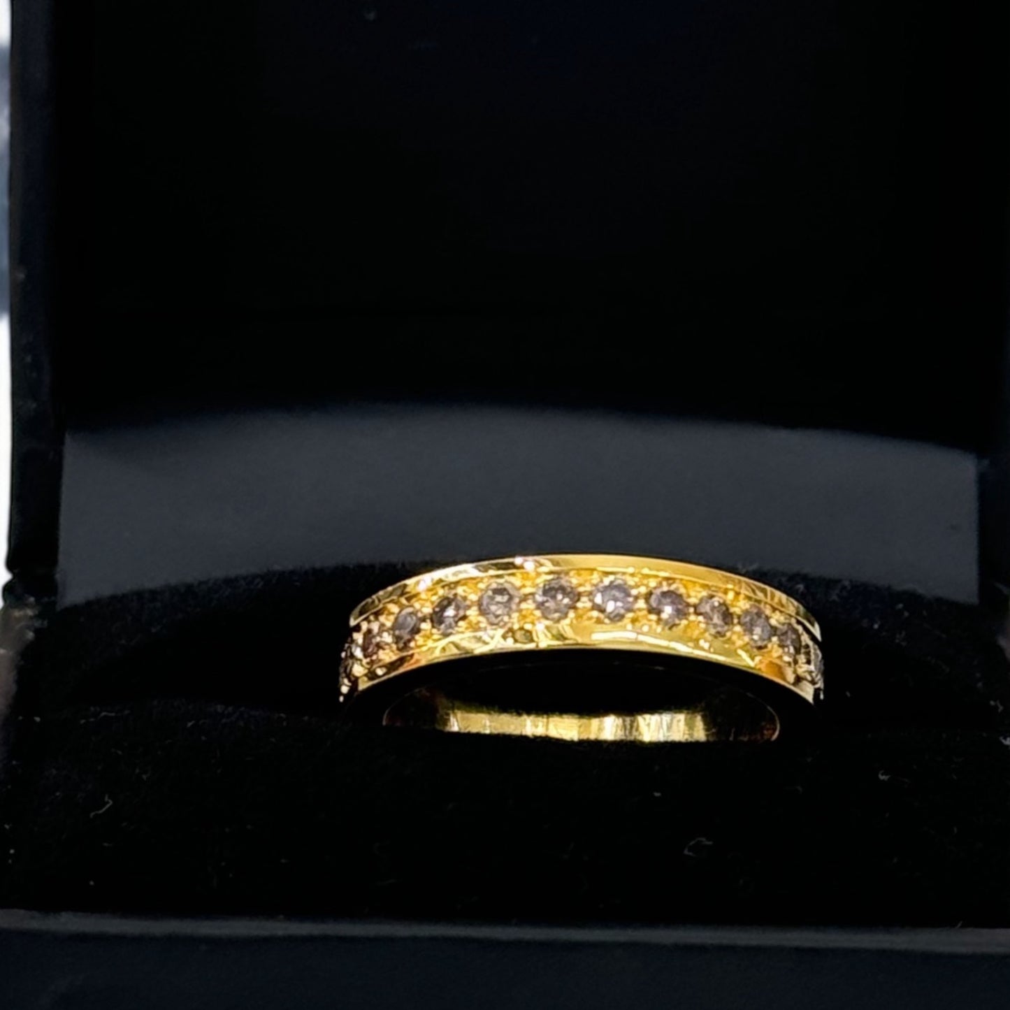 14K Diamond Wedding Band