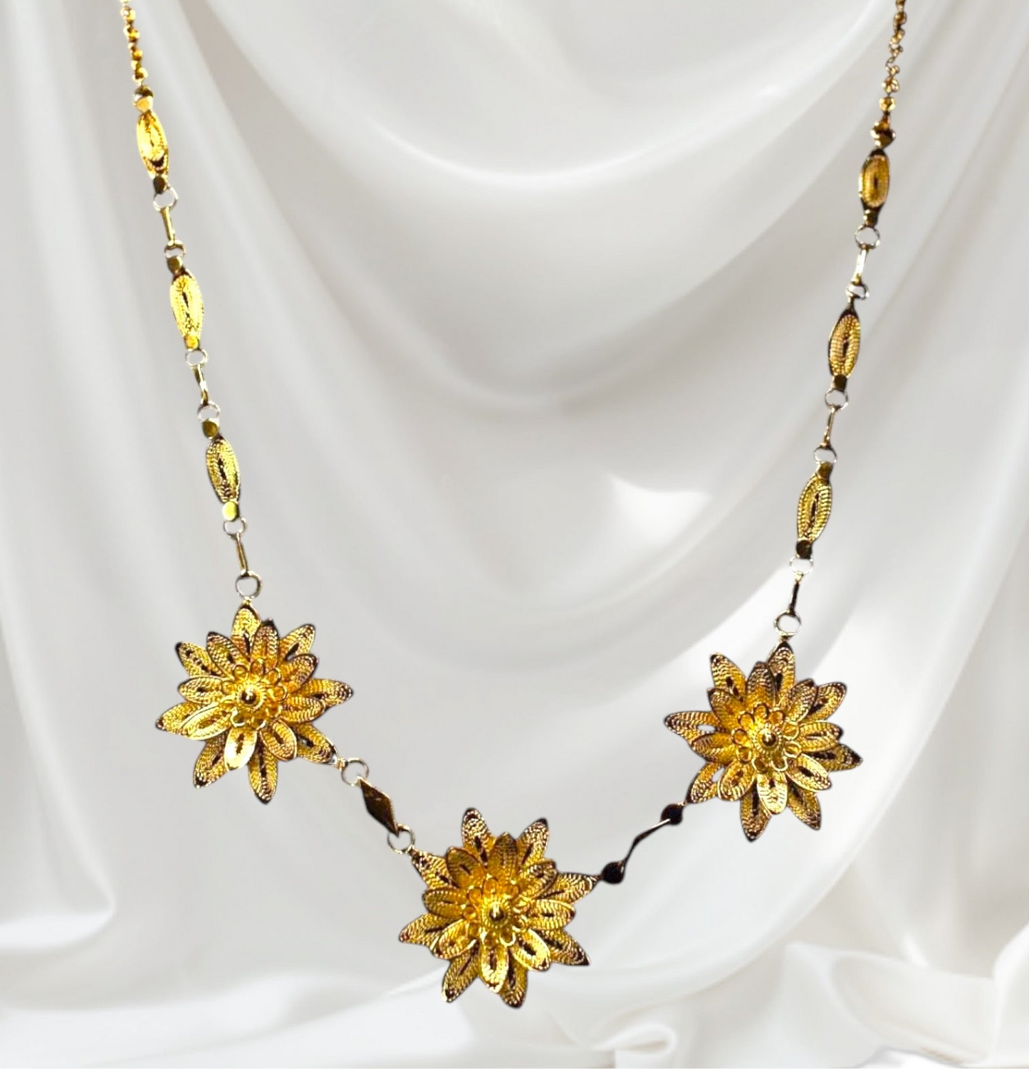 Flower necklaces