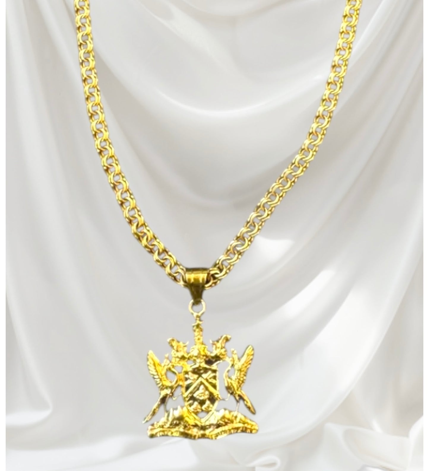 Spanish Link Chain with T&T Coat of Arms Pendant
