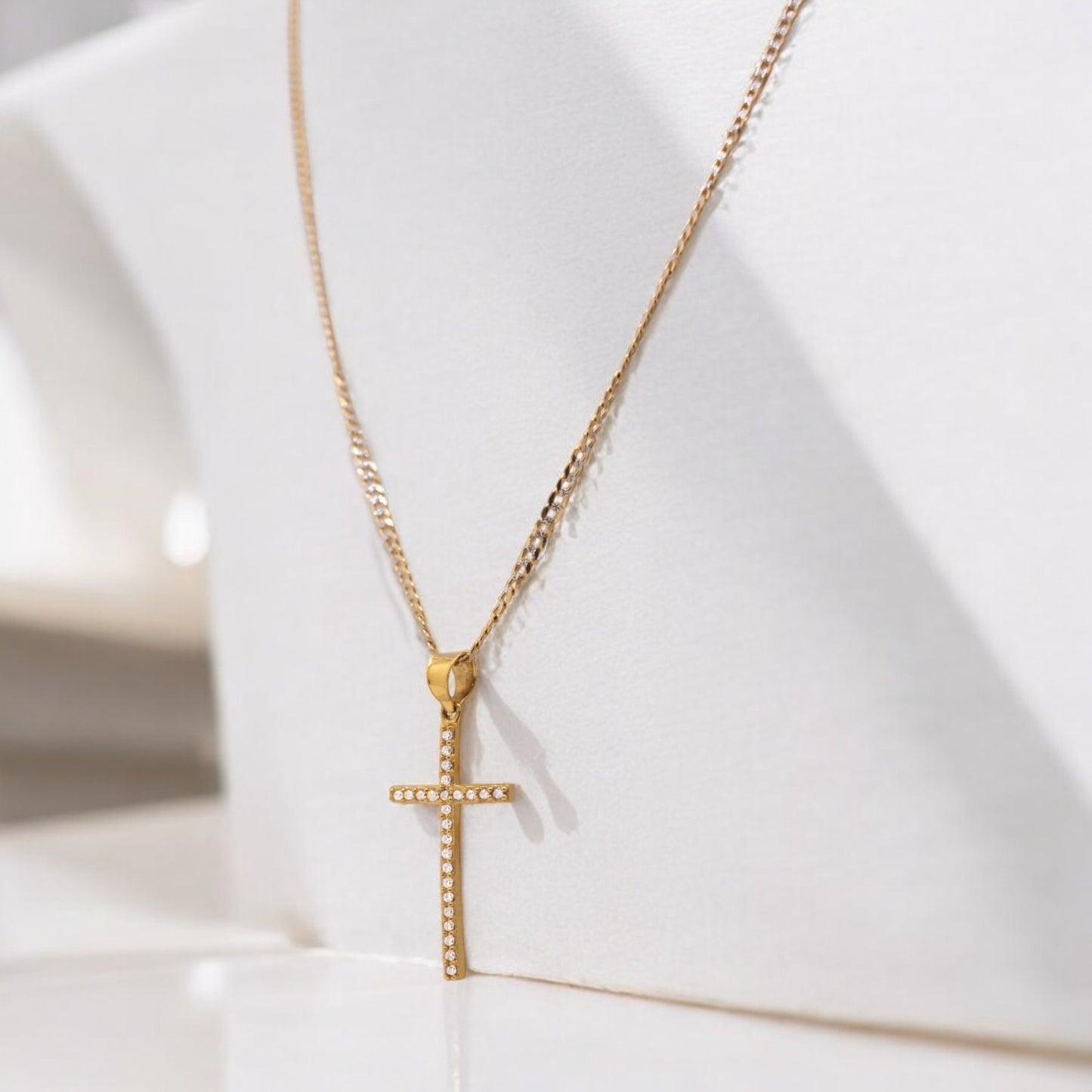 Cross Pendant & Necklace