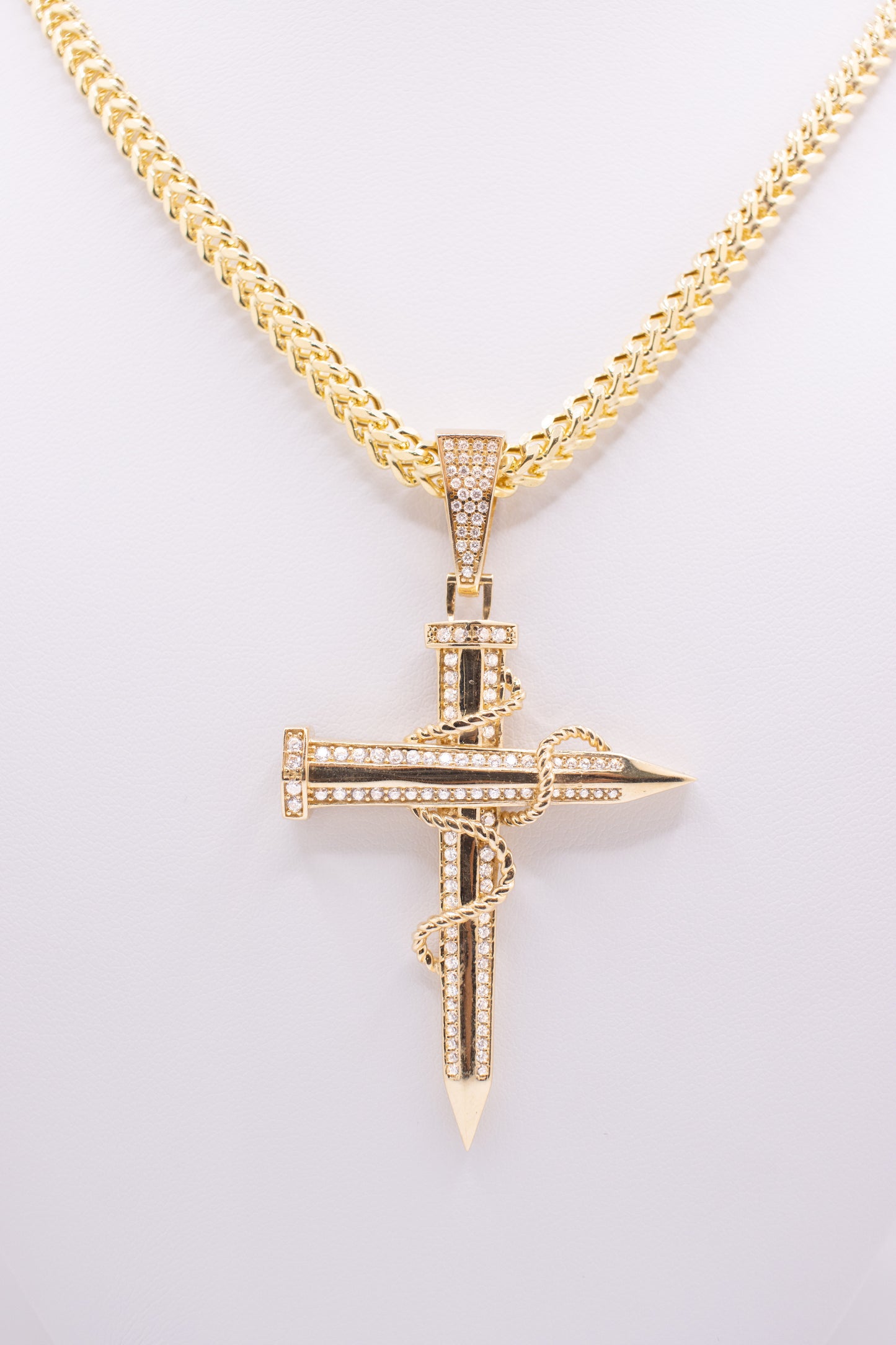 Cross Pendant & Cuban Necklace